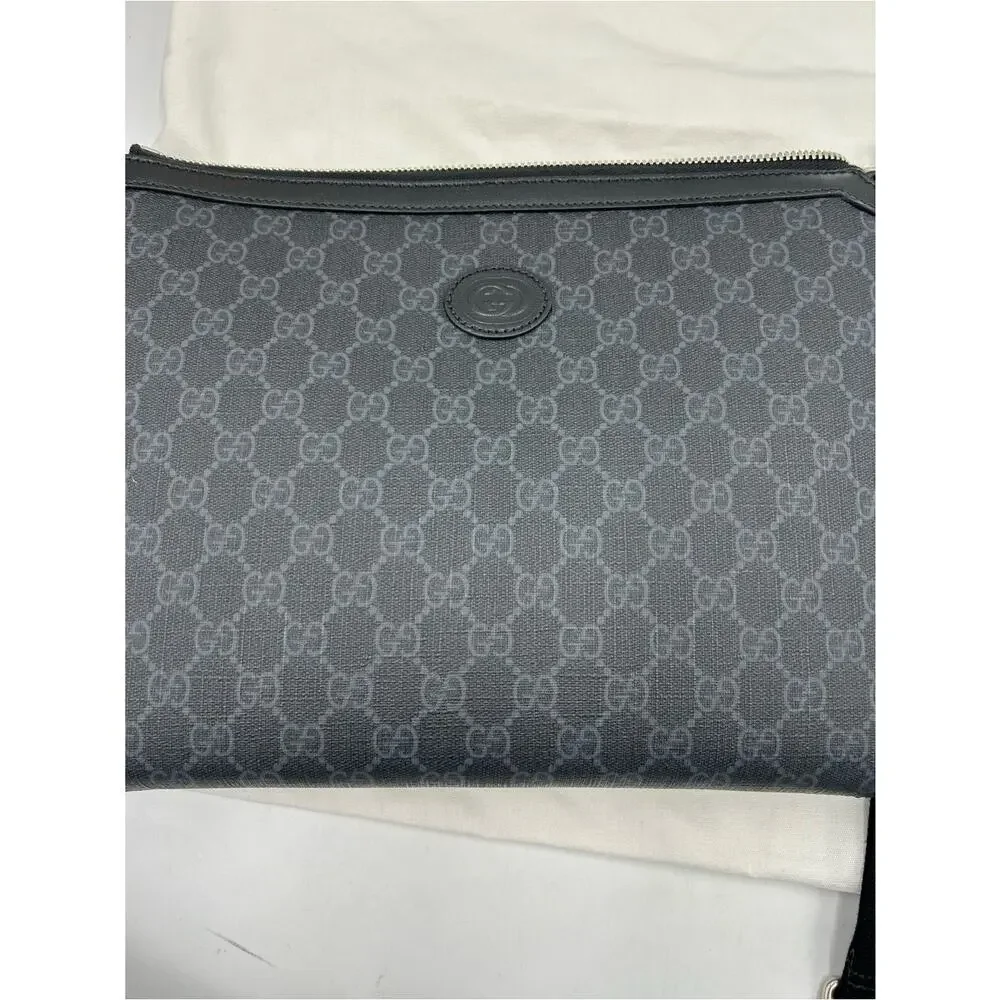 Gucci Black GG Monogram Messenger Crossbody Bag detachable strap made in Italy